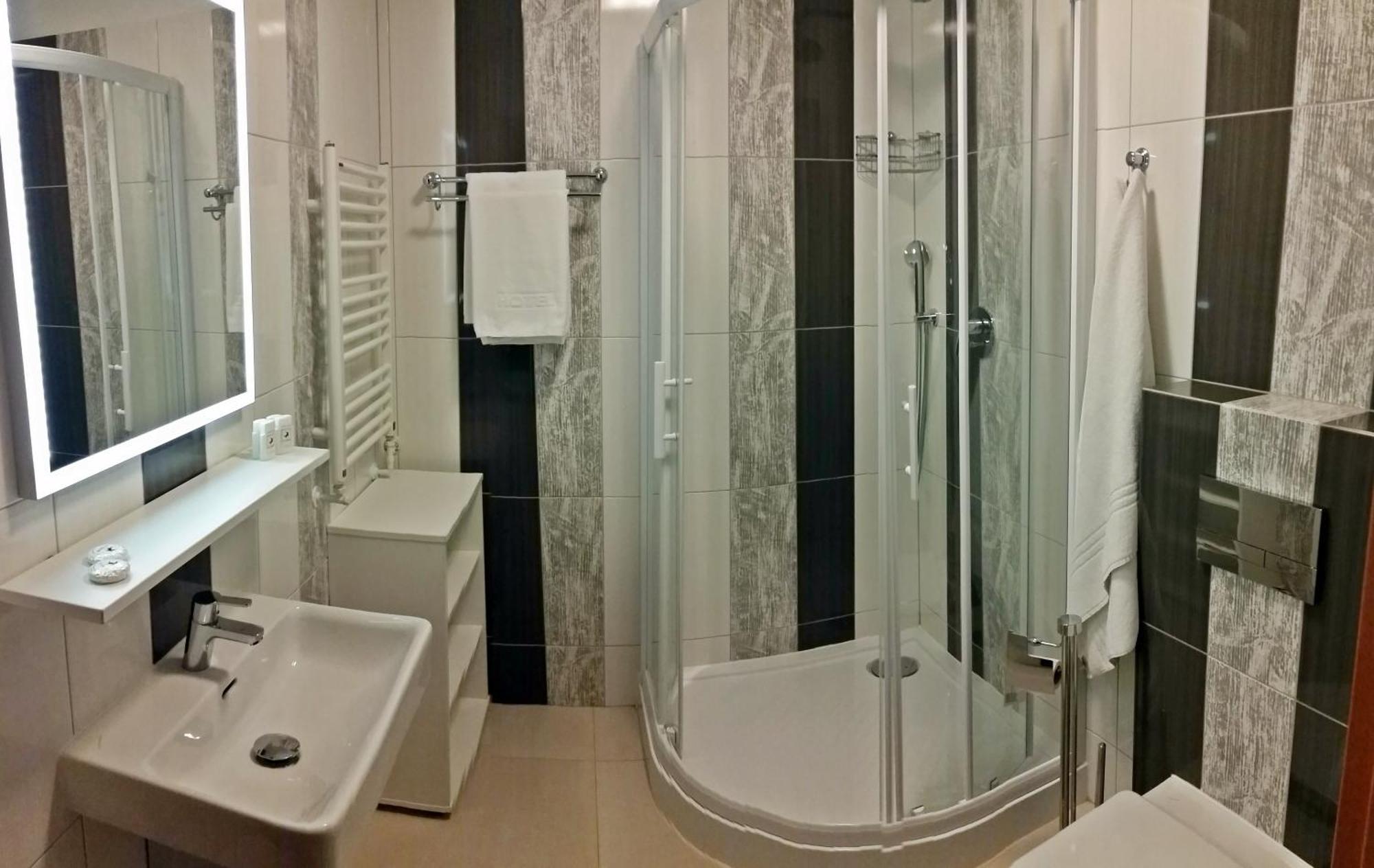 Hotel Sypniewo Margonin Стая снимка