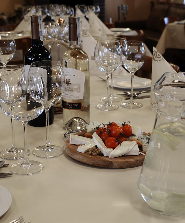 Hotel Sypniewo Margonin Екстериор снимка