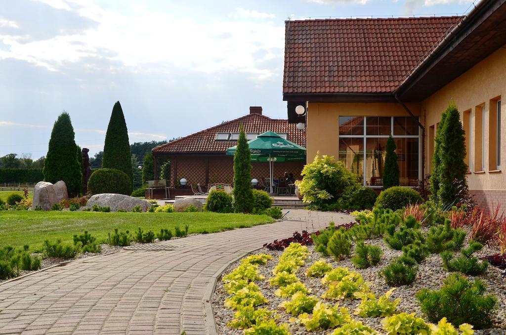 Hotel Sypniewo Margonin Екстериор снимка